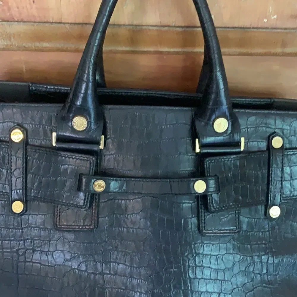 Samantha Thavasa black textured leather satchel